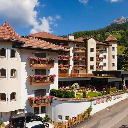 Almhof Hotel Call-3