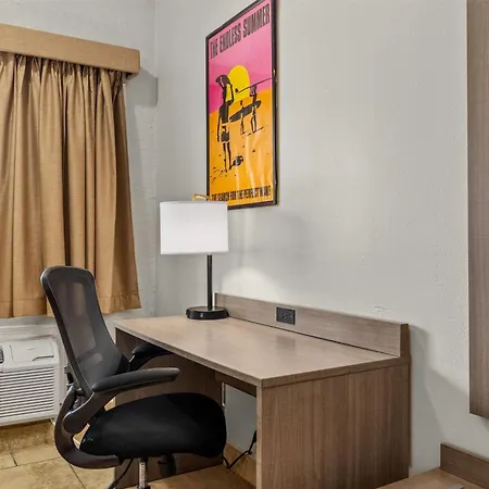 Ramada By Wyndham & Suites South Padre Island At The Beach-3