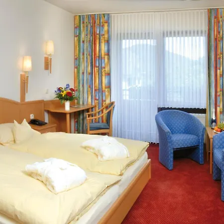 Sporthotel Zum Hohen Eimberg-3
