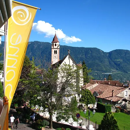 Small Hotel Sonne-3