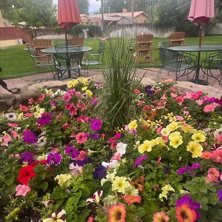 El Pueblo Lodge-2
