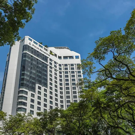 Four Seasons Hotel Singapore-3