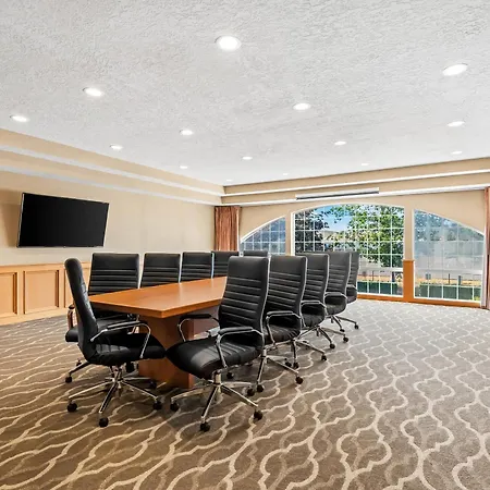 Comfort Suites Linn County Fairground And Expo-2