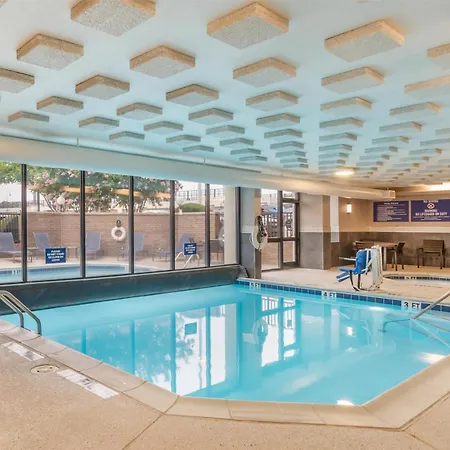 Drury Inn & Suites Atlanta Morrow-2