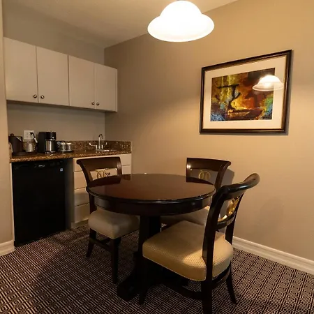 Tuscany Suites & Casino-3