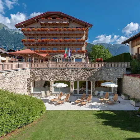 Beverly Alps Hotel & Spa-2