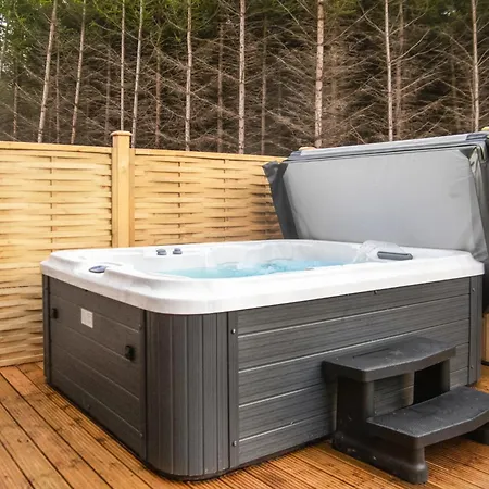 Thirlestane Woodland Lodges-2