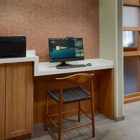 Fairfield Inn And Suites Charleston North/University Area-2