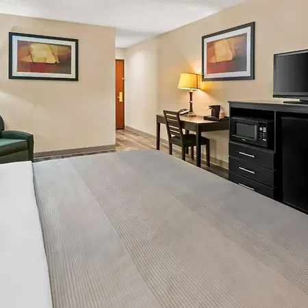 Quality Inn & Suites - Granbury-3