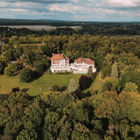 Le Chateau De La Tour-3