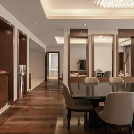 Dusit Thani Lakeview Cairo-2