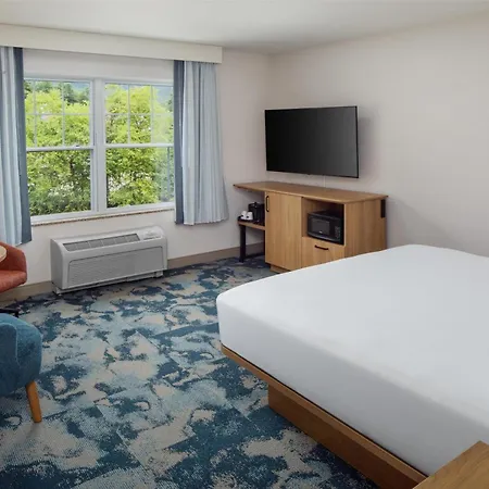 Hampton Inn & Suites North Conway-3