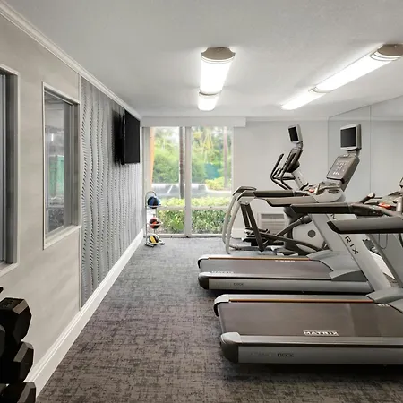 Fairfield Inn And Suites By Marriott Palm Beach-2