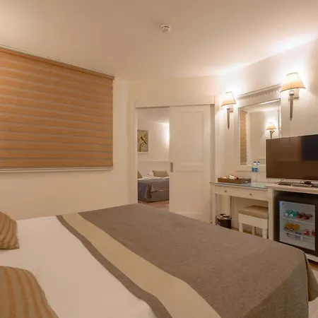 Fame Residence Kemer & Spa-3