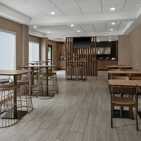 Springhill Suites By Marriott Lansing West-3