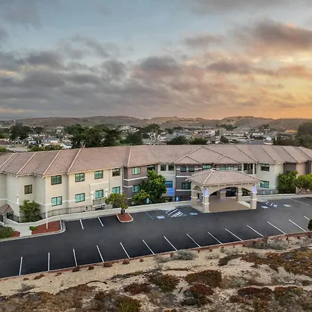 Holiday Inn Express Hotel & Suites Marina By Ihg-3