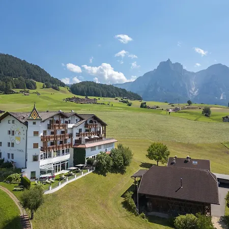 Parc Hotel Tyrol-2