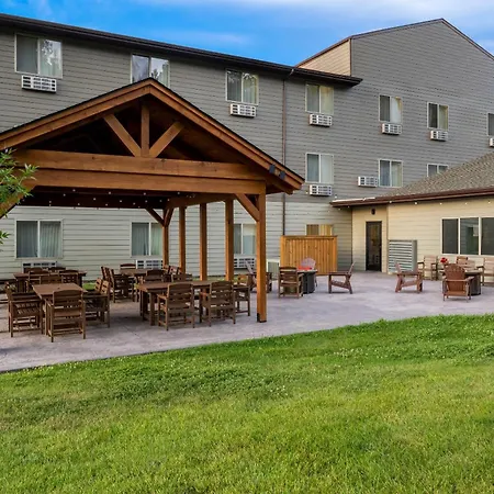 Comfort Inn & Suites-3