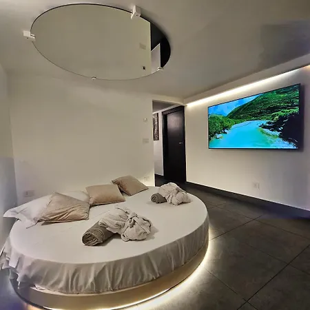 Christian'S Suites & Spa-3