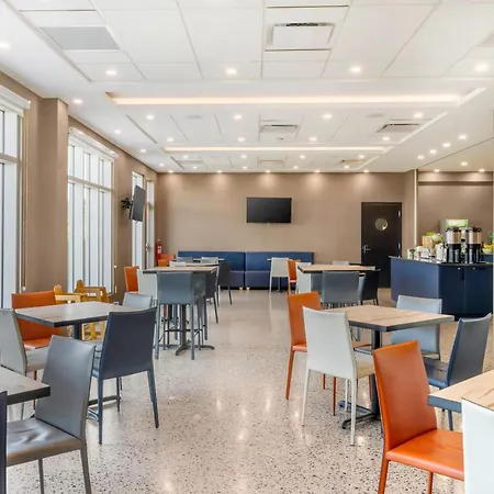 Quality Inn & Suites-3