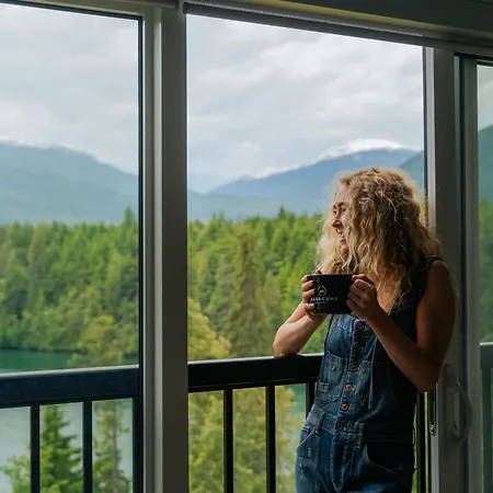 Basecamp Resorts Revelstoke-2
