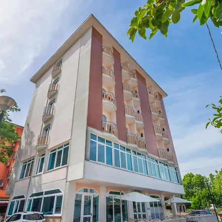 Hotel Conti-2
