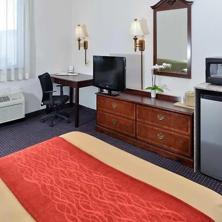 Comfort Inn & Suites Riverton-3