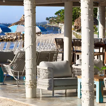 Skybeach Resort-3