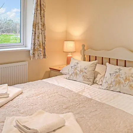 Little Moorland Farm Lodges-2