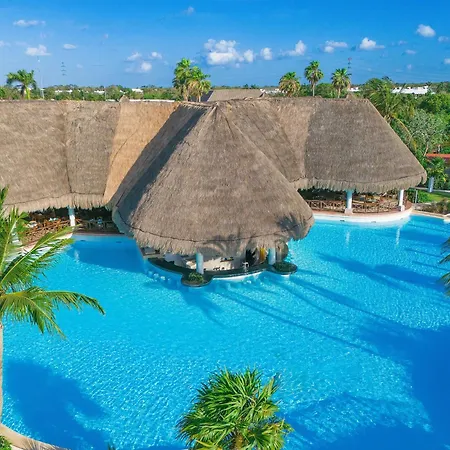 Grand Palladium Select White Sand Resort & Spa-3