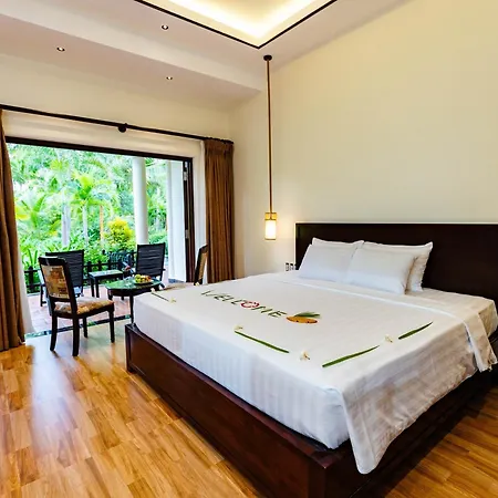 Diamond Bay Resort & Spa-3
