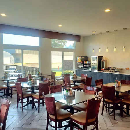 Best Western Salbasgeon Inn & Suites-2