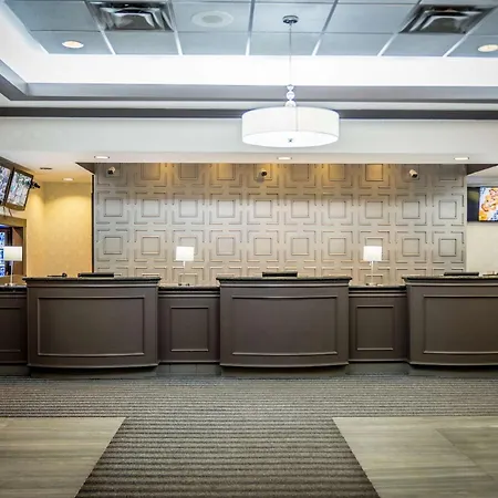 Coast Calgary University Area Hotel By Apa-3