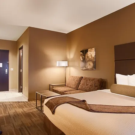 Best Western Plus Night Watchman Inn & Suites-3