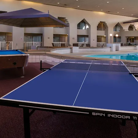 Ramada By Wyndham Midtown Grand Island-2