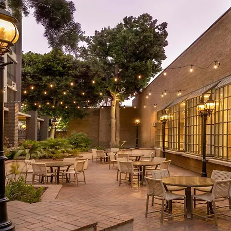 Doubletree By Hilton San Bernardino-3