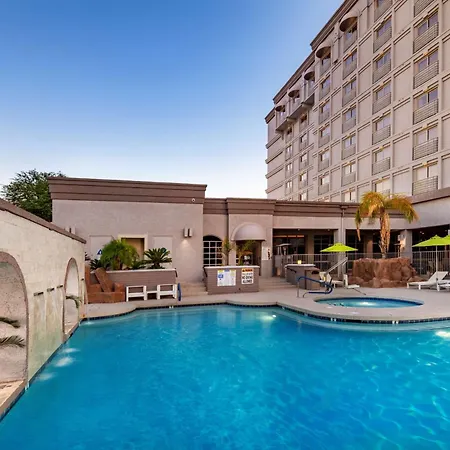 Doubletree By Hilton Phoenix Mesa-3