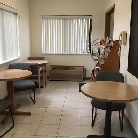 Americas Best Value Inn Champaign-2