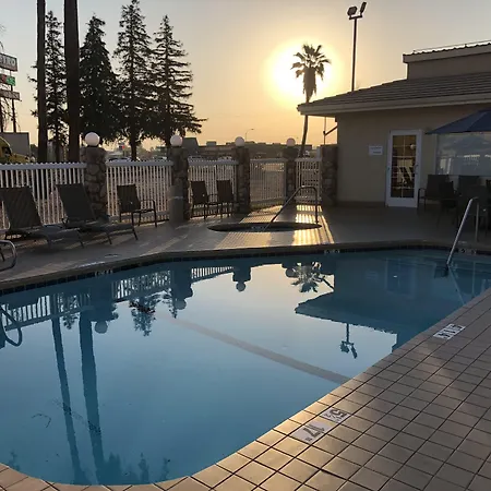 Holiday Inn Express Corning By Ihg-2
