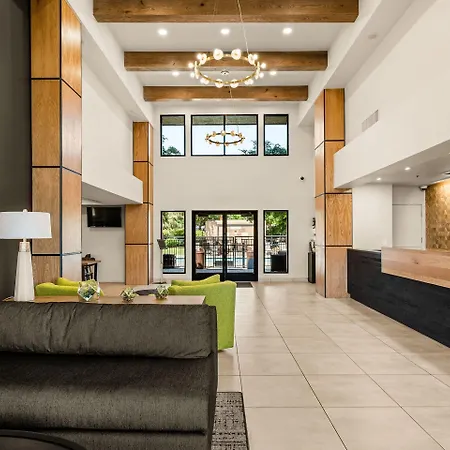 Oxford Suites Redding-2