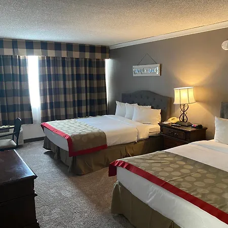 Ramada By Wyndham Albuquerque Midtown-2