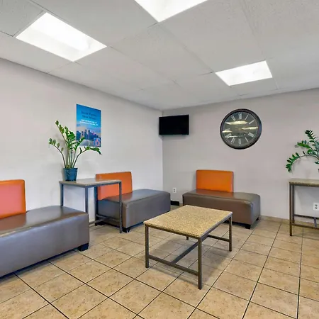 Motel 6-Oak Creek, Wi-3