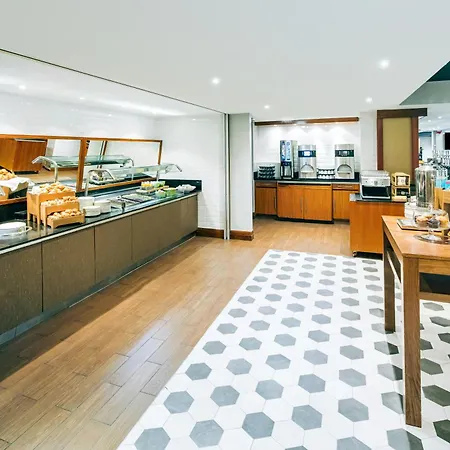 Holiday Inn Peterborough West By Ihg-2