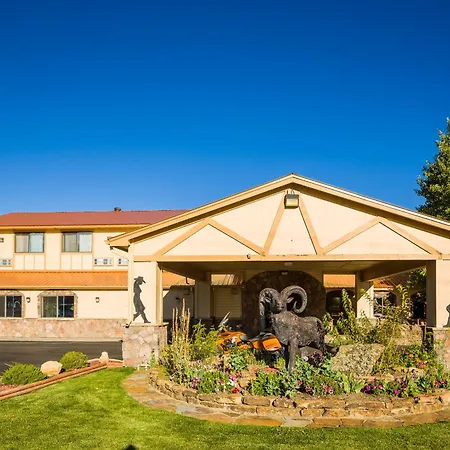 Alpine Inn & Suites Gunnison-3