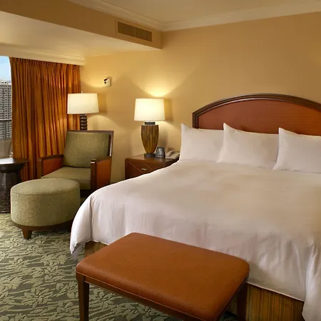 Hilton Hawaiian Village Waikiki Beach Resort-2