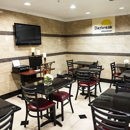 Days Inn By Wyndham Concord-3