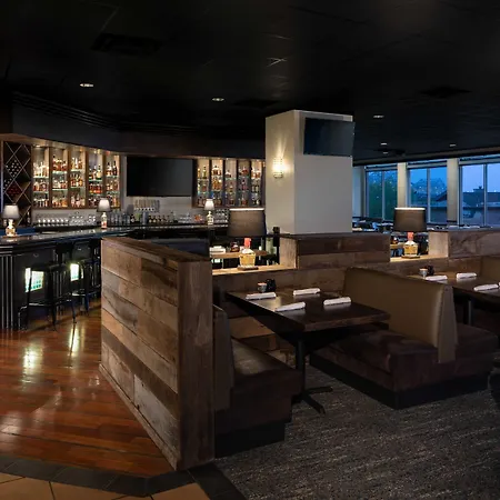 Sheraton Louisville Riverside Hotel-2