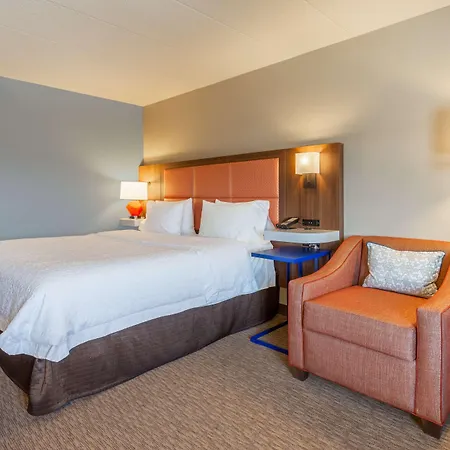 Hampton Inn Madison East Towne Mall Area-2