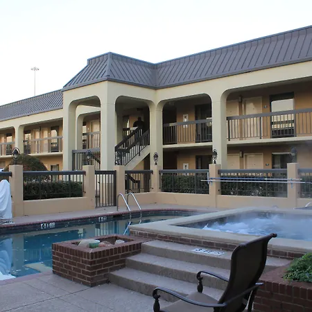 Days Inn By Wyndham Longview South-2