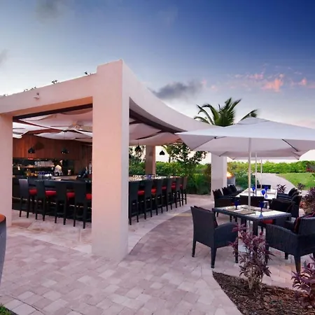 Grace Bay Club-2